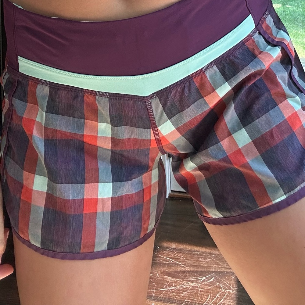 Lululemon Women’s Shorts Size 8